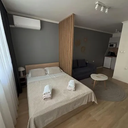 Nest & Rest Апартаменты *